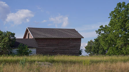 photo11 barn 2.jpg