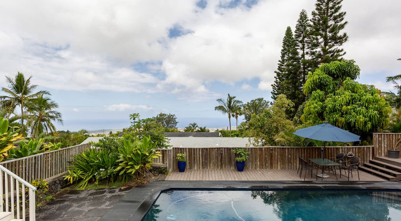 Da Pool Hale Ocean View.jpeg
