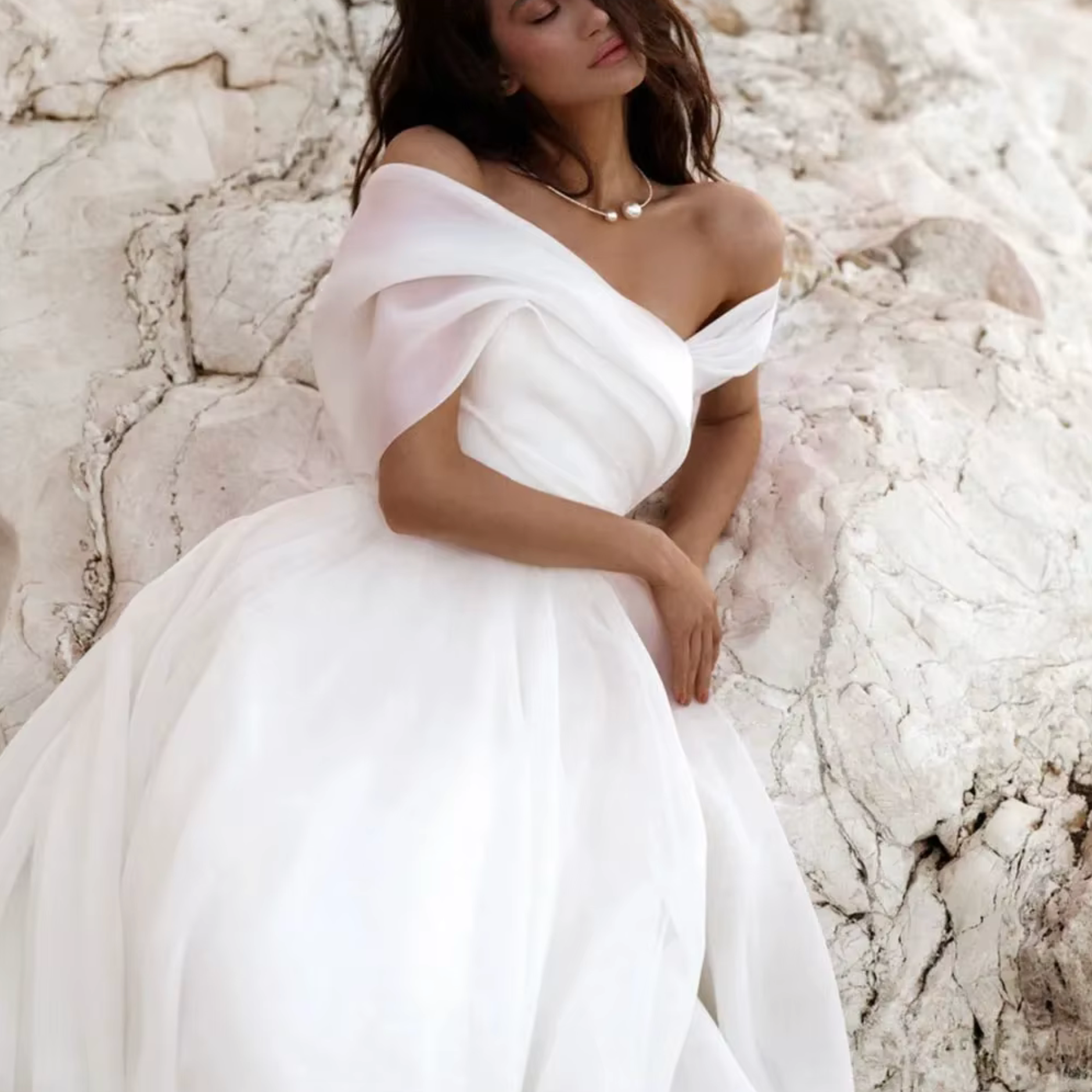 Strapless Tiered Organza Wedding Dress – A-Line Silhouette, Court Train, Elega