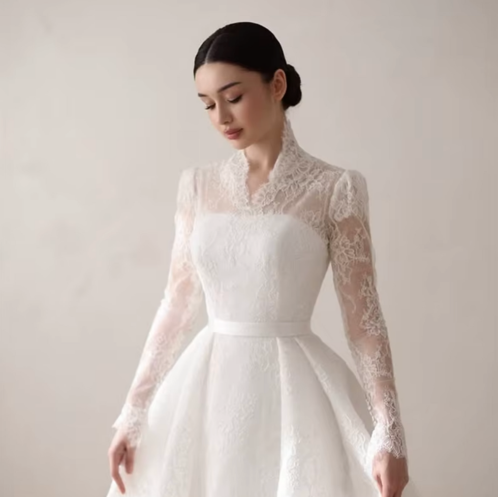 Thumbnail: Exquisite V-Neck Lace Wedding Dress with Full Sleeves and Sweep Train – Elegan