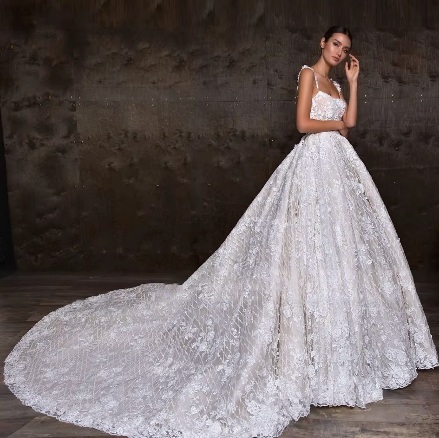 Luxury 3D Beaded Lace Ball Gown Wedding Dress – Sleeveless, Boat Neck, Chapel