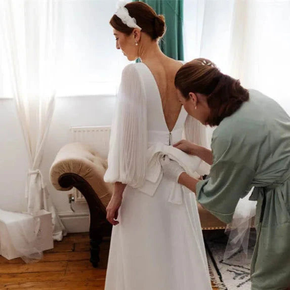 Thumbnail: Minimalist A-Line Spandex Wedding Dress – V-Neck, Puff Sleeves, Backless Desig