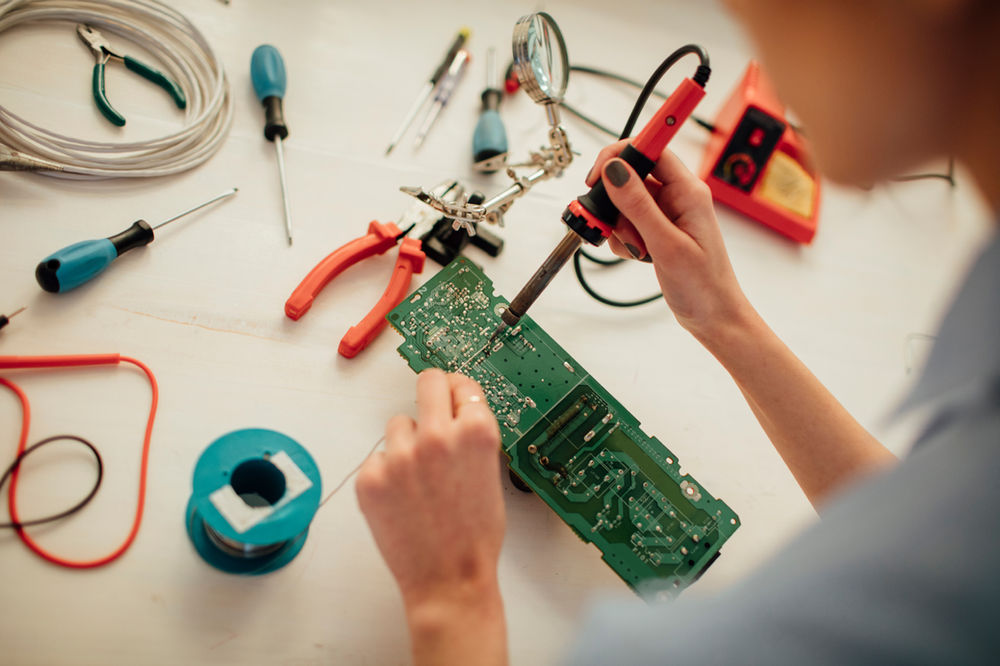A Guide to Electronics Prototyping for Hardware Startups