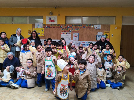 Primero Básico realiza Feria Saludable