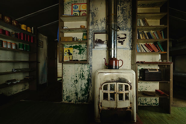 Wordie Hut © Myriam Casper - 005 copy.JPG