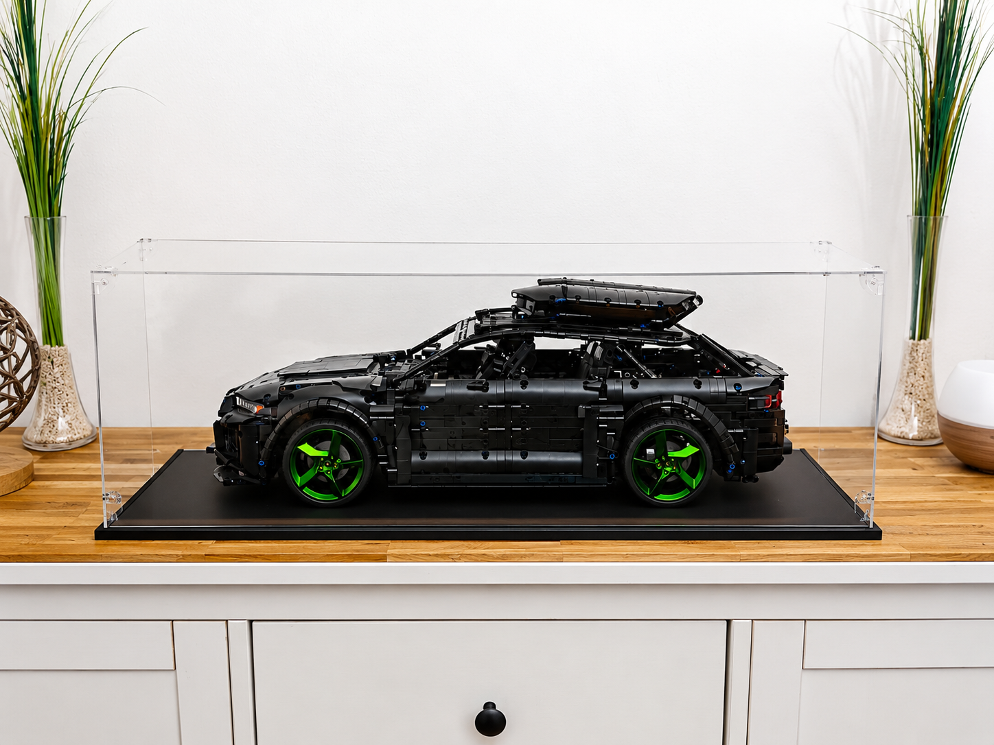 Vitrine - Schaukasten für Autos im Maßstab 1:6 (1-6BoSchw)