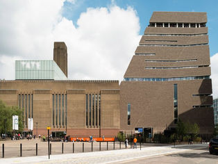 "Shape of Light: 100 Years of Photography and Abstract Art", TATE Modern, Londra