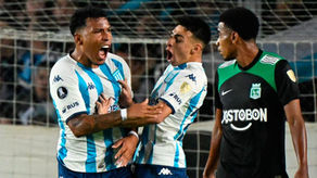 Racing hizo la épica: goleó a Nacional de Medellín y se cruzará con Boca en cuartos