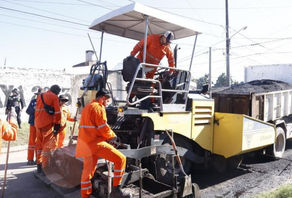 Avanzan las obras de pavimentación en Villa 9 de Julio