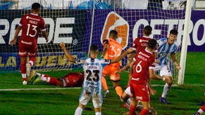 Atlético completa el partido suspendido con Huracán
