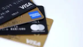 El uso de tarjetas de crédito creció más del 6% en abril