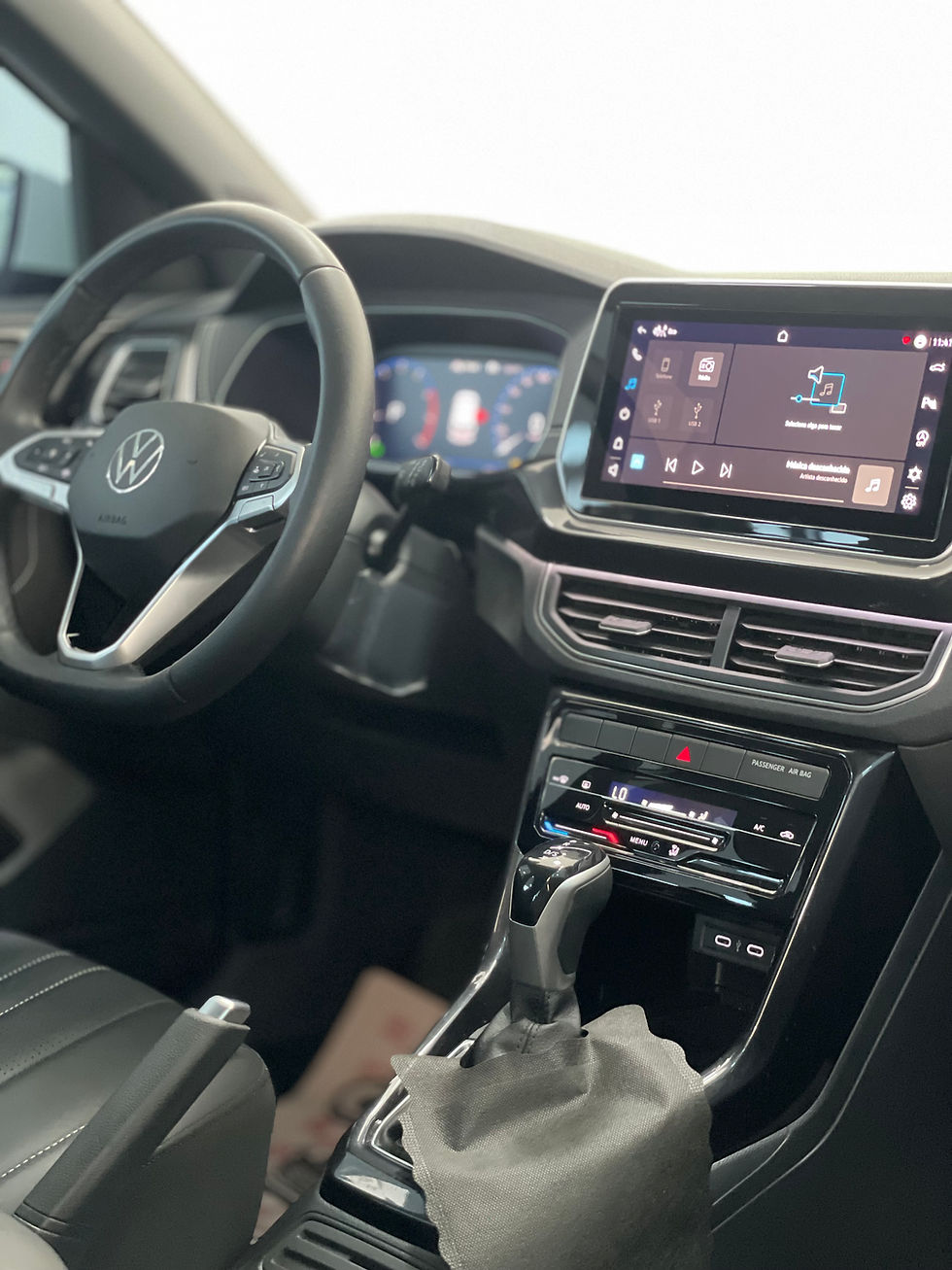 Miniatura: T Cross Highline 250tsi 2025