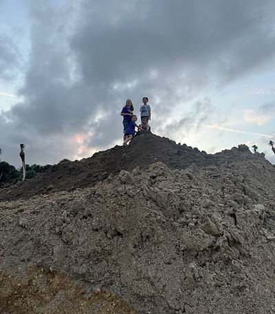 kids in dirt .HEIC