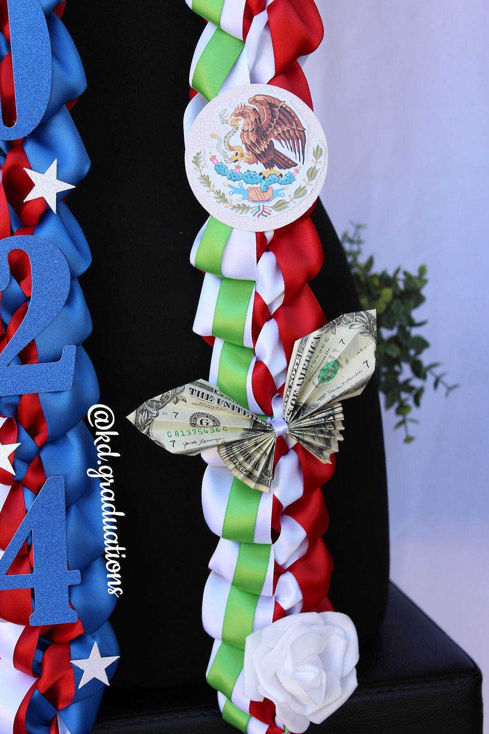 Miniatura: Mexican/American Lei