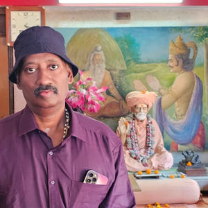 HH Guruji Sundar, founder of Aathman Awareness Centre