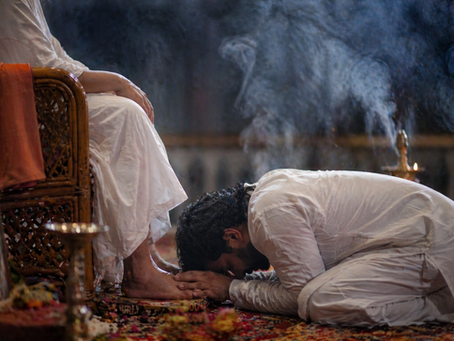 What is Guru Bhakti? Disciple of HH Guruji Sundar pours his heart out on the sacred surrender