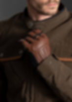rust-gloves-lifestyle-2.jpg