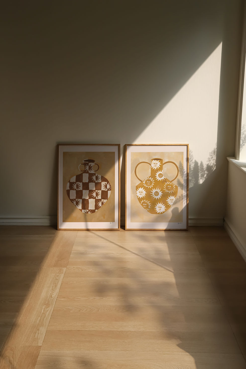 Thumbnail: sunshine face vase
