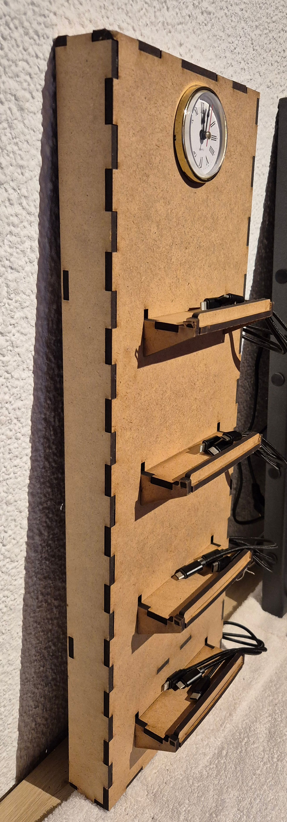 Miniatura: HOMEDOCK... Station murale MDF