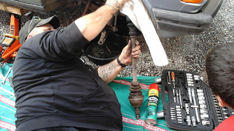 Train avant complet d'une 305 Break (22)