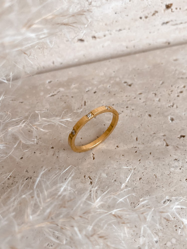 KLARA 2.0 || Thin Stackable Ring | VANYKA JEWELRY