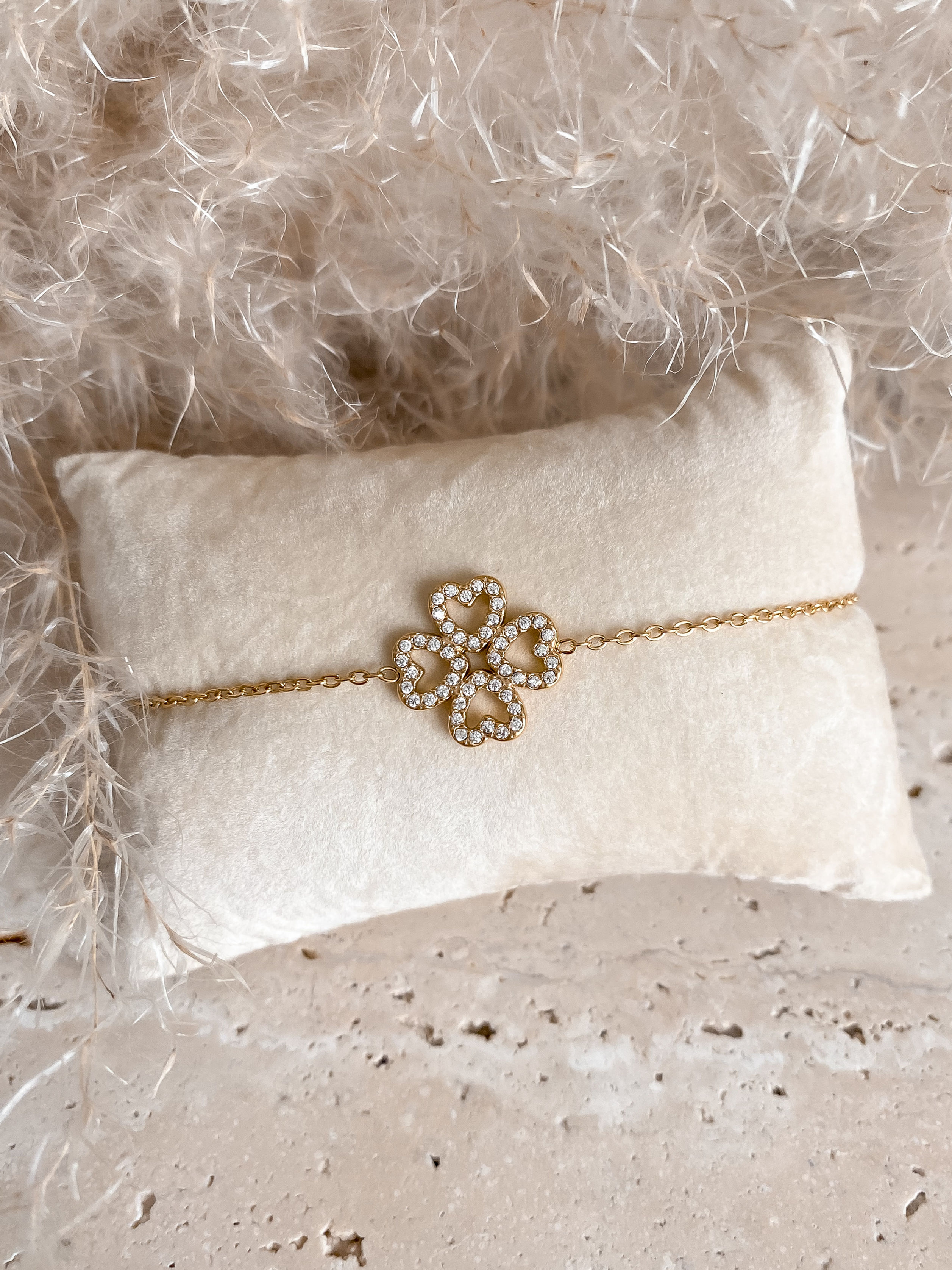 NASTIA || Heart Clover Lucky Bracelet