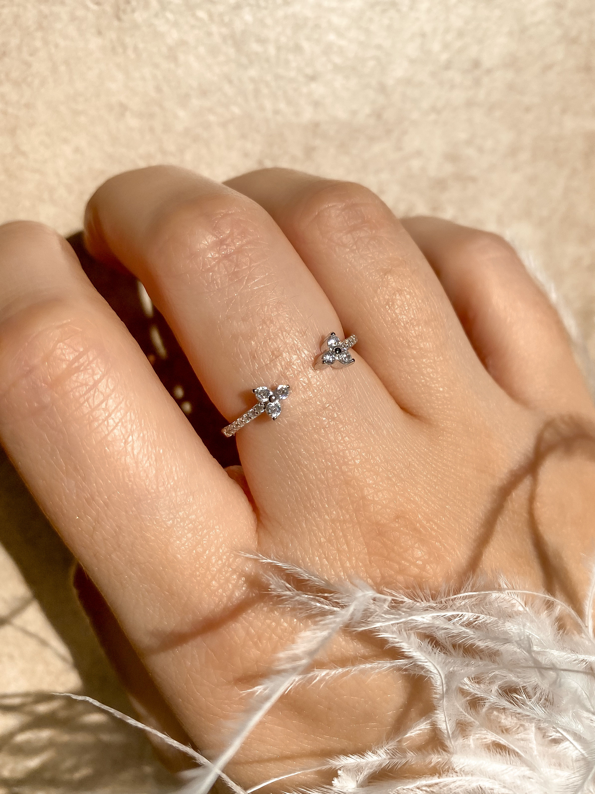 SAFIYA || Dainty Adjustable Ring