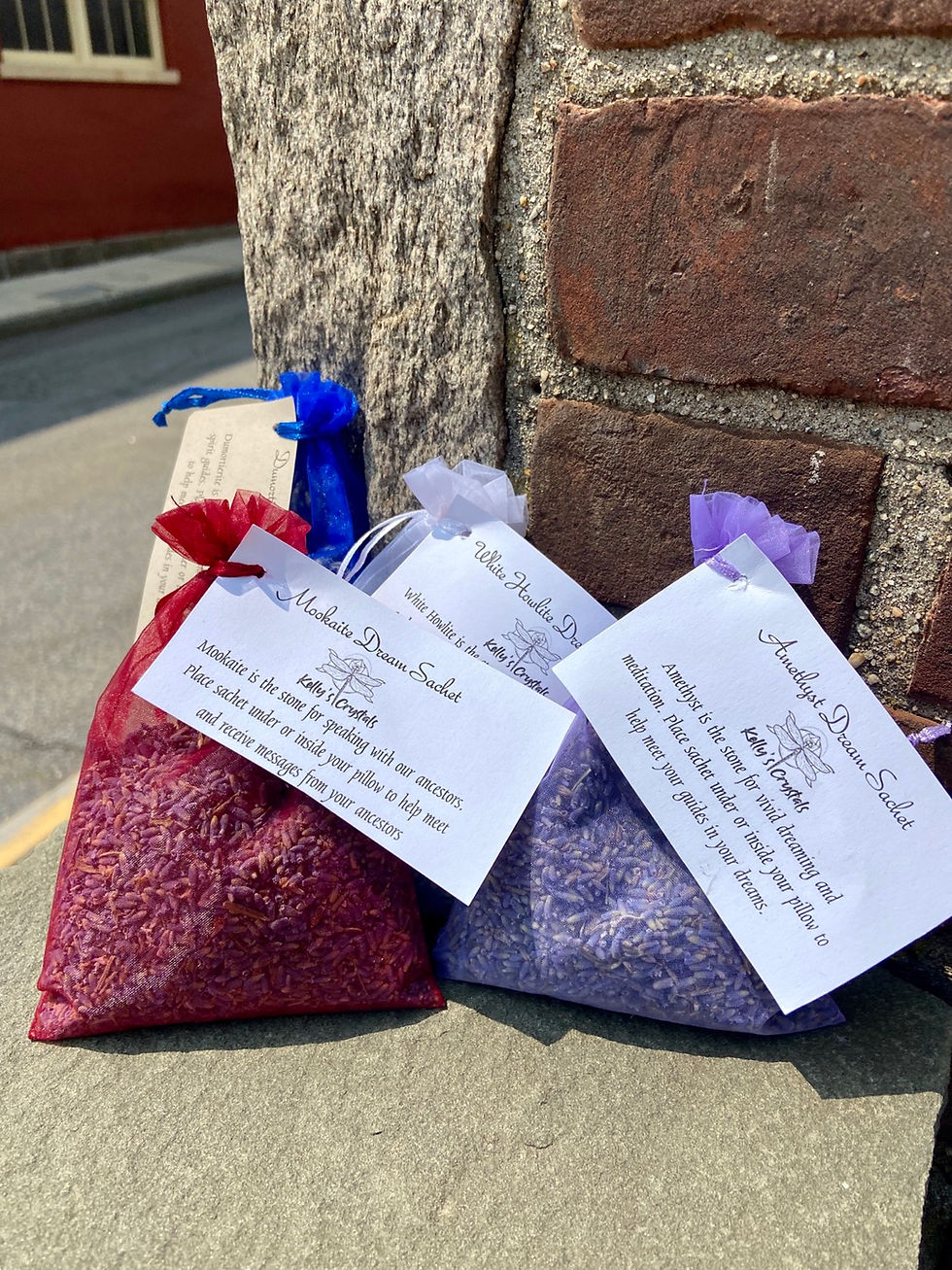 Thumbnail: Crystal & Lavender Dream Sachet