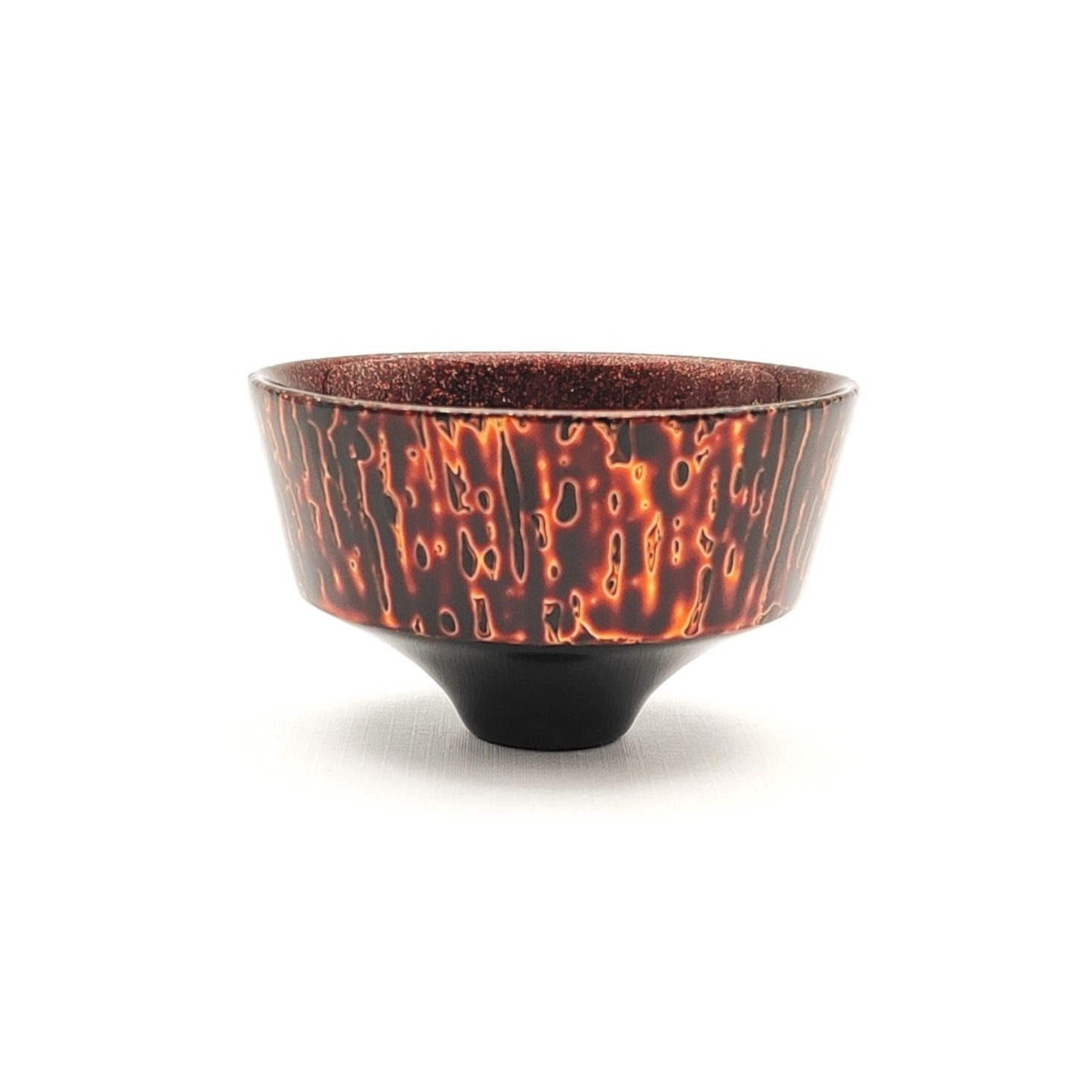 Lacquer Wooden Cup by CHEN Mingzong - Black in Line Pattern with Gold Powder