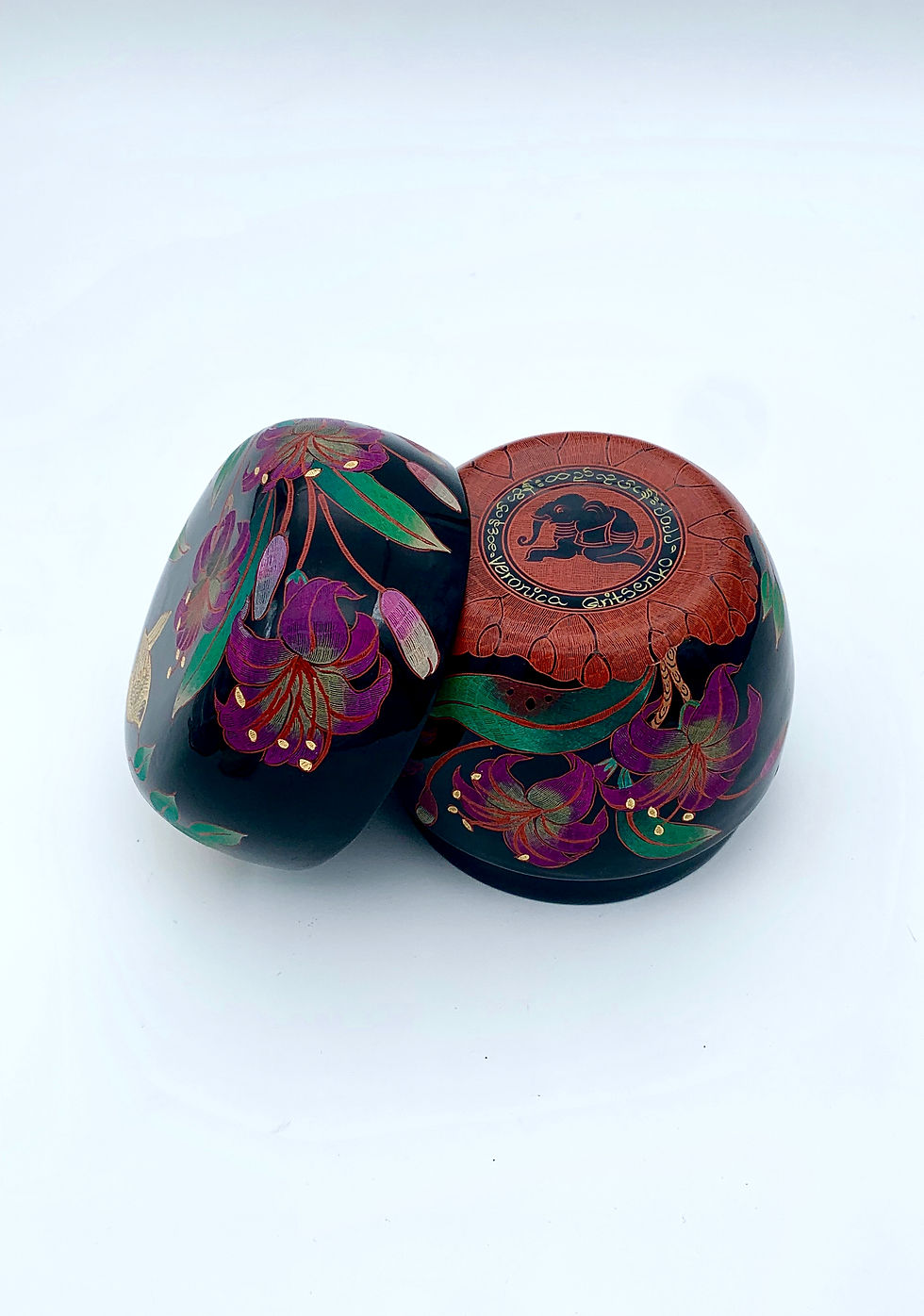 Thumbnail: Bird Round Edge Lacquer Box