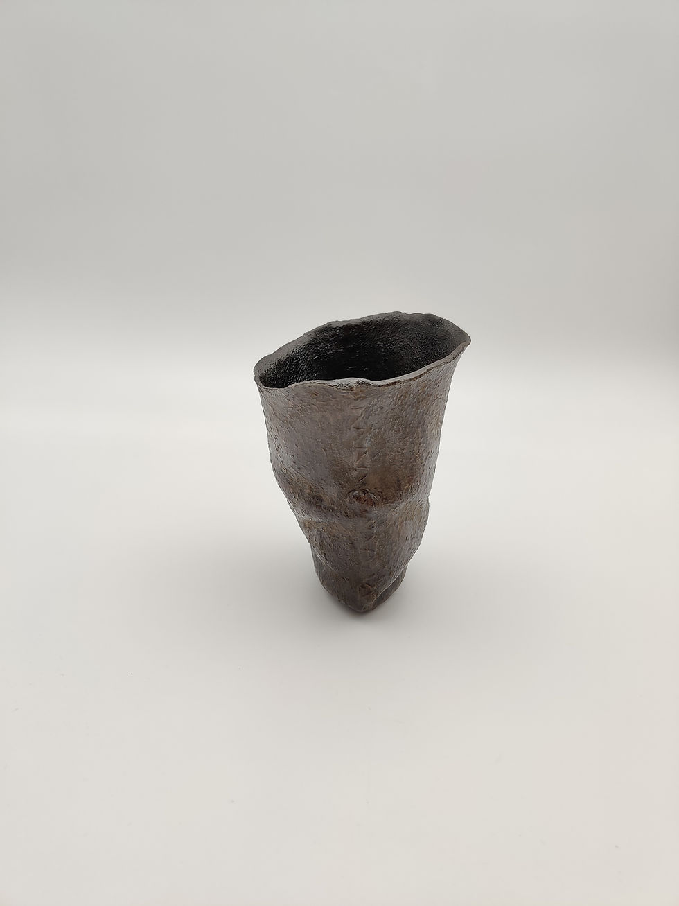 Thumbnail: Pocket 7 - Lacquer Leather Vase by Yoko ICHIKAWA