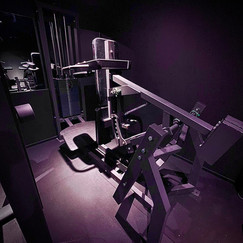 MTS V-SQUAT