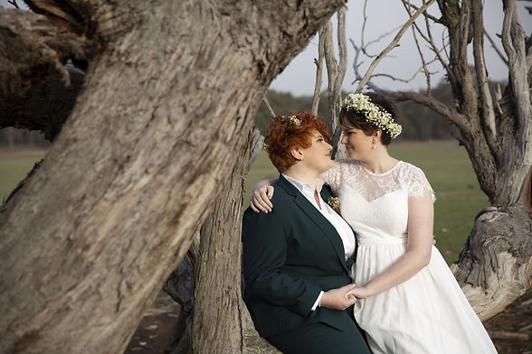 Samara&Lucinda_550.jpg