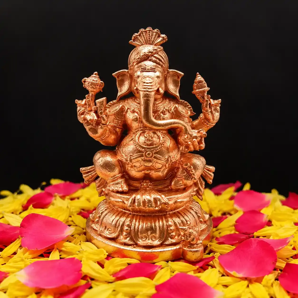 Raja Ganapathi Panchaloha statue Raja Ganapathi traditional Ganesha idol