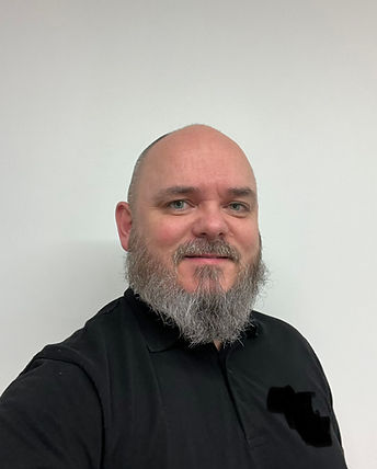 Dan C.jpg