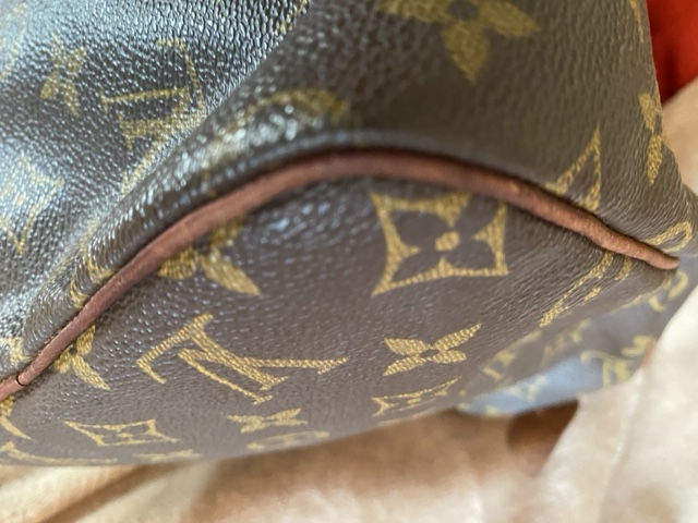 Thumbnail: Custom Painted Authentic Louis Vuitton Speedy Satchel