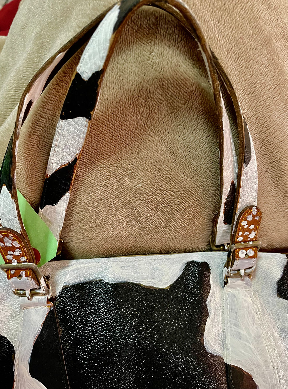 Thumbnail: Custom Painted Authentic Louis Vuitton Shoulder Bag