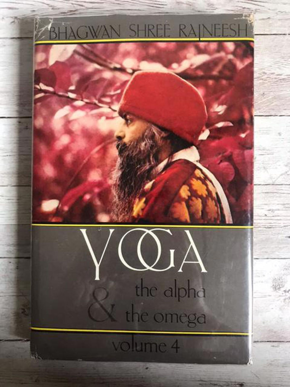 Thumbnail: Bhagwan Shree Rajneesh: Yoga The Alpha & The Omega Vol 4
