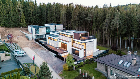 INDIGO VILA | Modernaus namas Vilniuje Visoriuose pastatytas pagal Surdokų architektūros studijos projektą,
Namo projektas,
Namų projektai