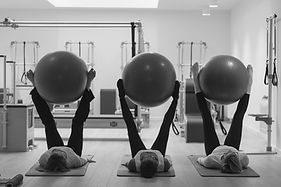 Pilates Mat and Balls Antwerpen Studio Bodyfit Pilates