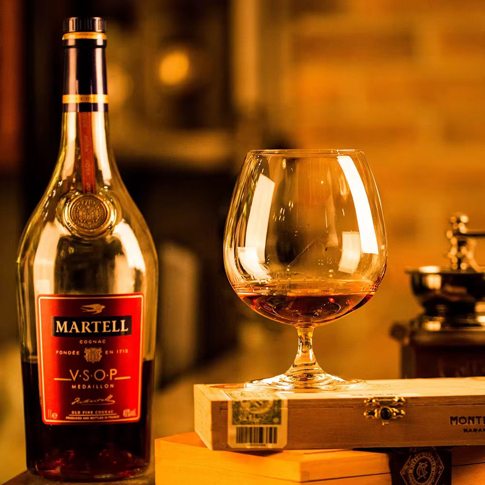 Чаши за вино