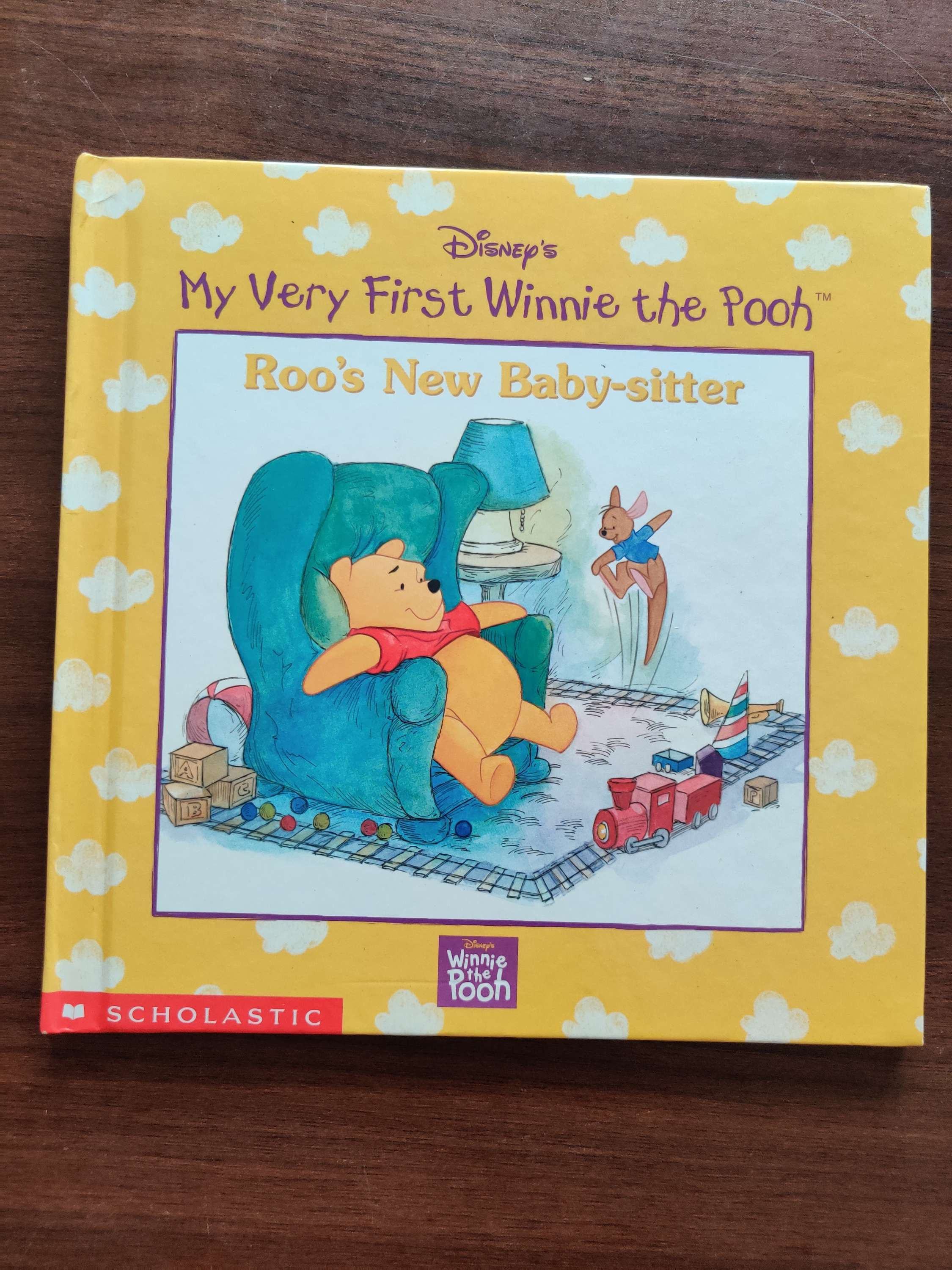 Roos new baby sitter 