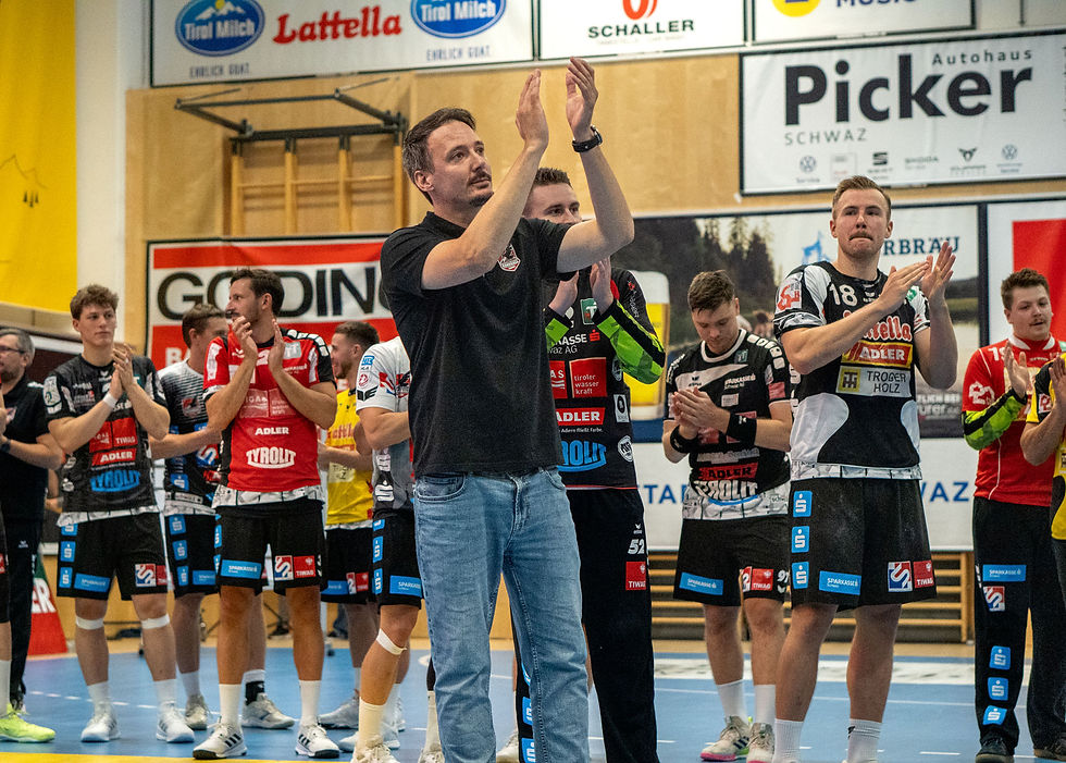 Alex Wanitschek wurde in der Osthalle gebührend verabschiedet.