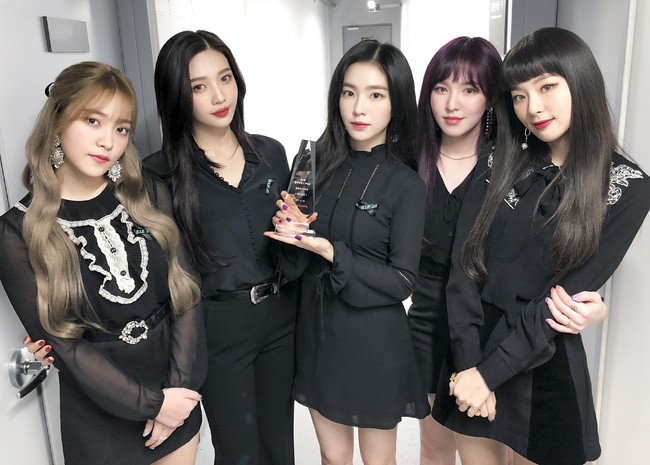 2_래드벨벳.jpg