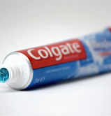 Dentifrice-Colgate-MaxFresh-pate-1024x68
