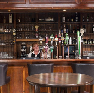 bar