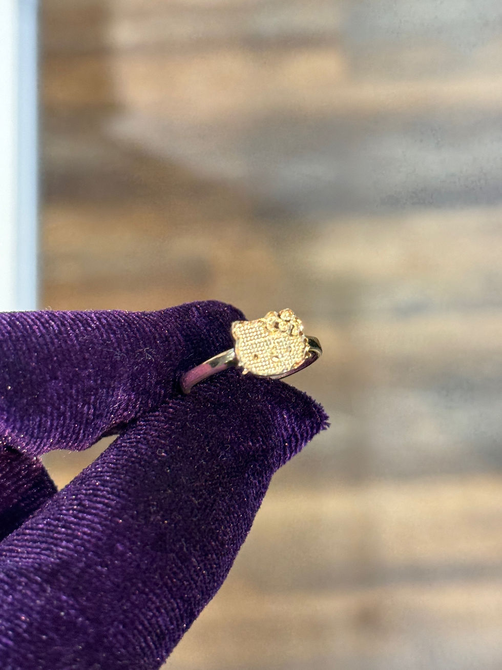 Women's Small Hello Kitty Ring