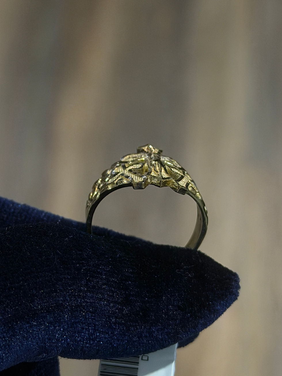 Thumbnail: 10K Men's Crucifix Ring #245