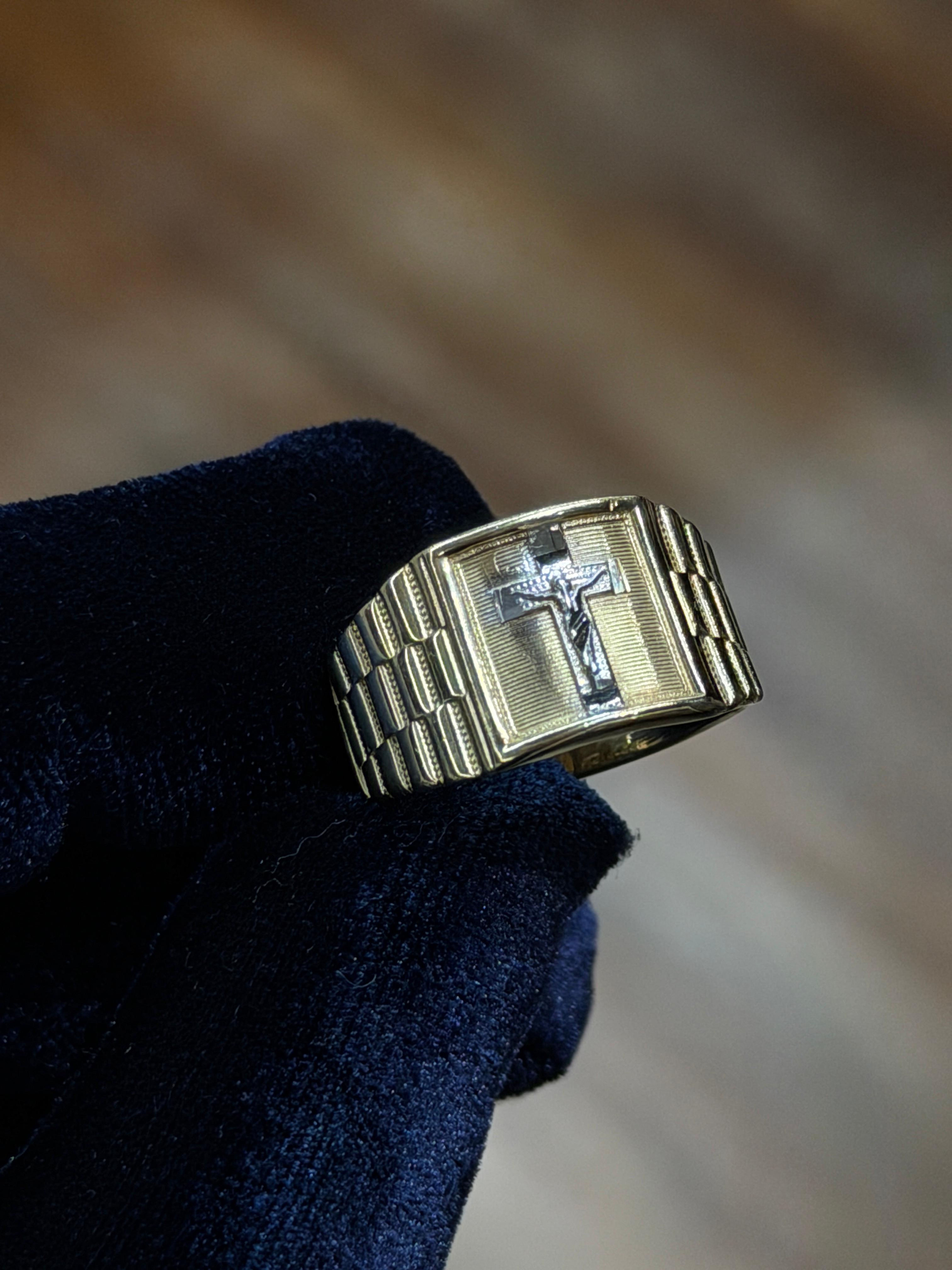 Men's Crucifix Rolex Style Ring #200