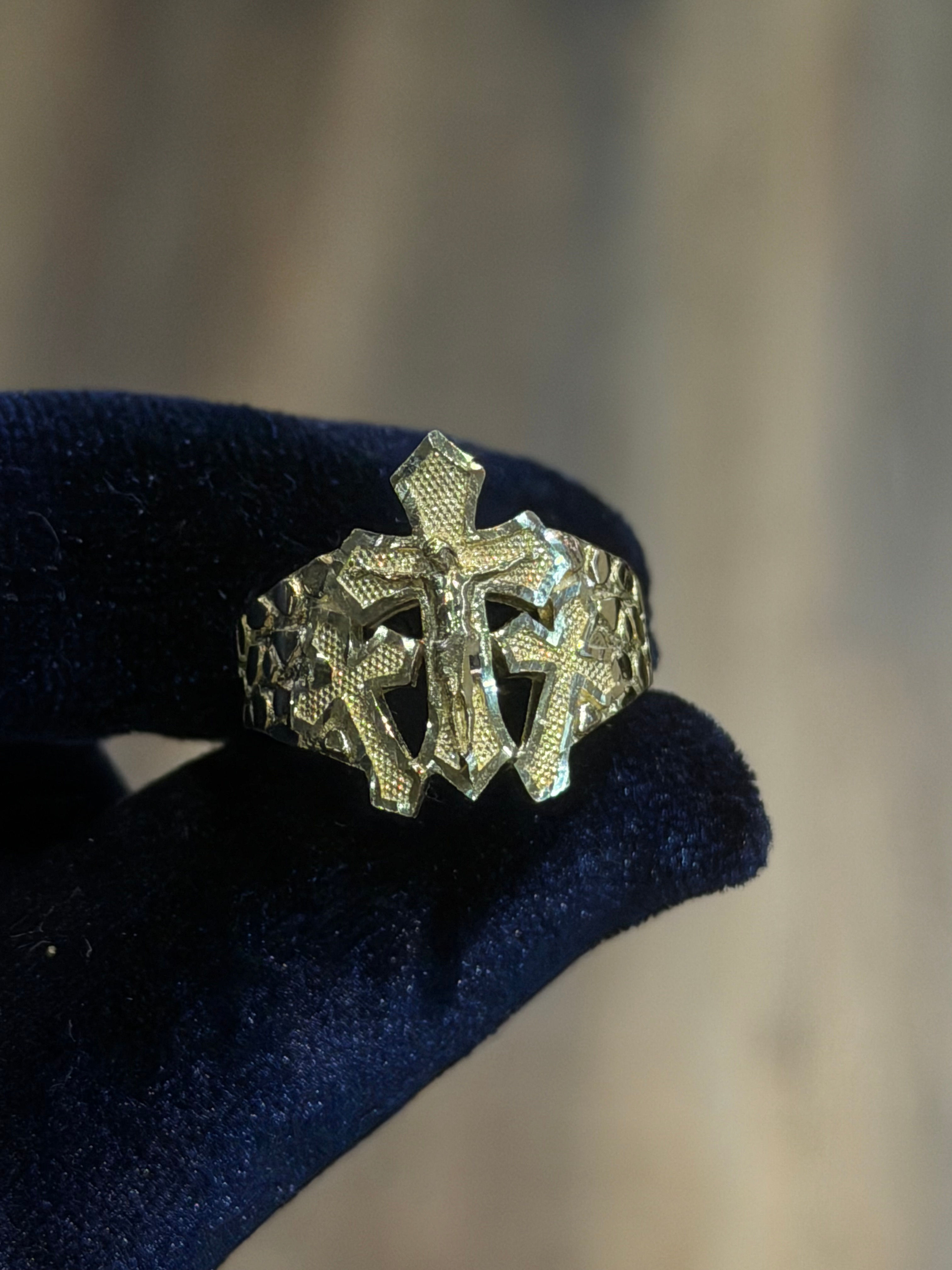 10K Men's Crucifix Ring #245